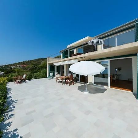 Apartman Seaview Lissa *