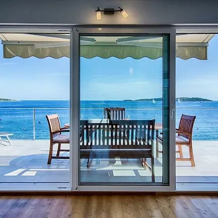 Seaview Lissa * Vis