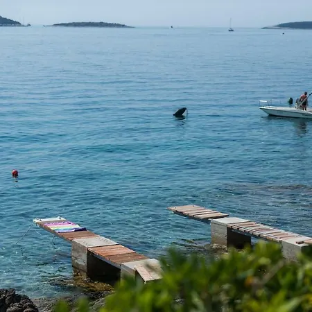 Seaview Lissa * Vis