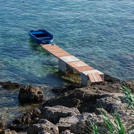 Seaview Lissa Vis